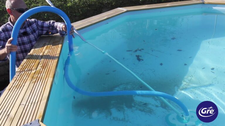 Vaciado y Limpieza: Claves del Mantenimiento de Piscinas