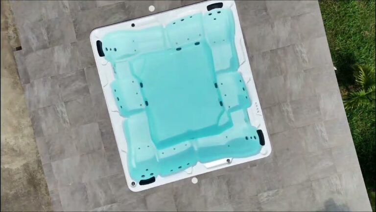 Ergonom&iacute;a y Lujo: El Dise&ntilde;o Perfecto en Jacuzzis