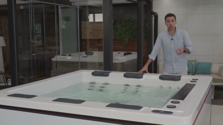 Relajación y Lujo: Decoración con Jacuzzis Elegantes