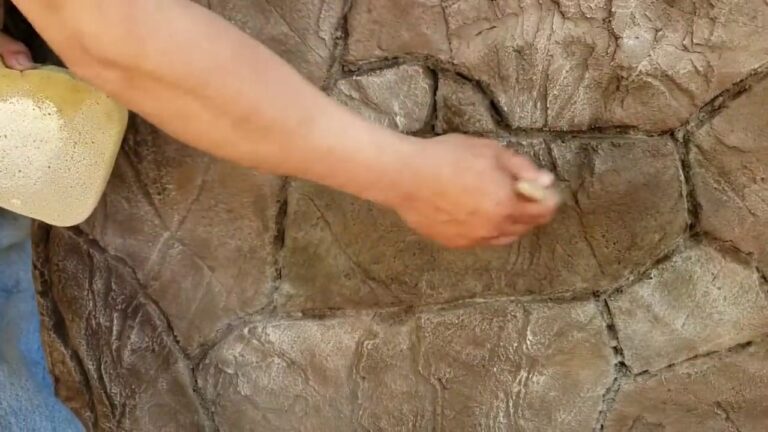Jacuzzis con Texturas Naturales: Estilo y Confort en Tu Espacio